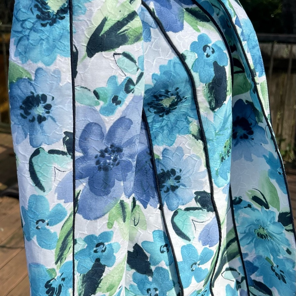 Drapers & Damons Blue and Green Women's Blazer. Size L. 20” PtP. 24” length. - Picture 3 of 7